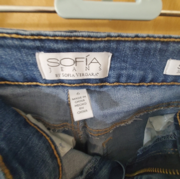 Sofia gold studded skinny jeans - Picture 3 of 3